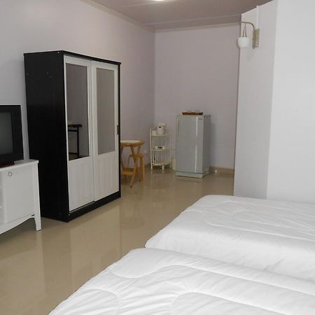 Mt-Room Pak Kret Extérieur photo