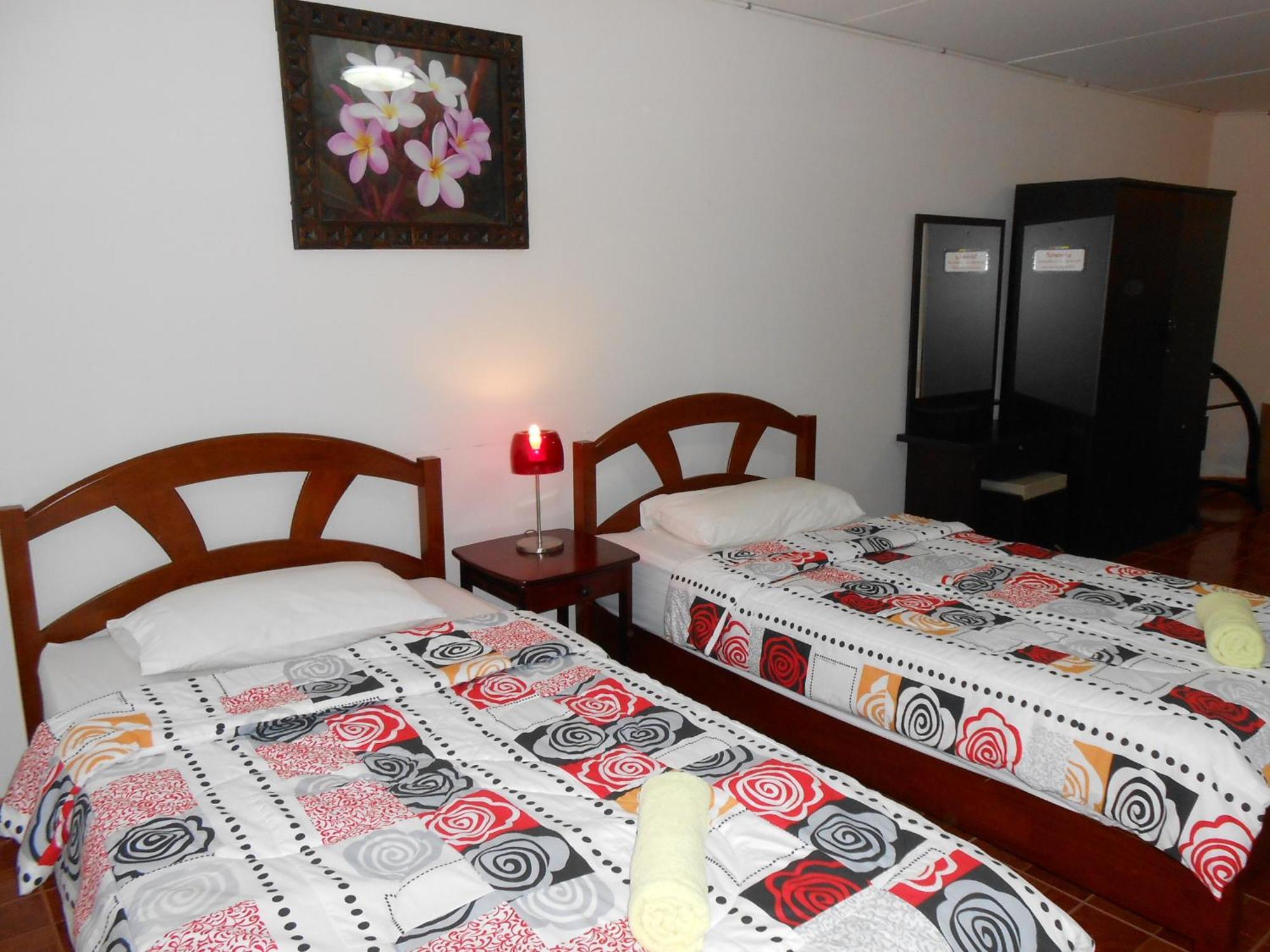 Mt-Room Pak Kret Extérieur photo