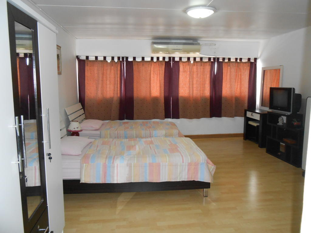 Mt-Room Pak Kret Extérieur photo