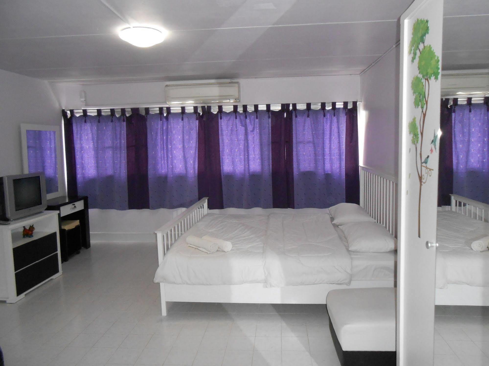 Mt-Room Pak Kret Extérieur photo